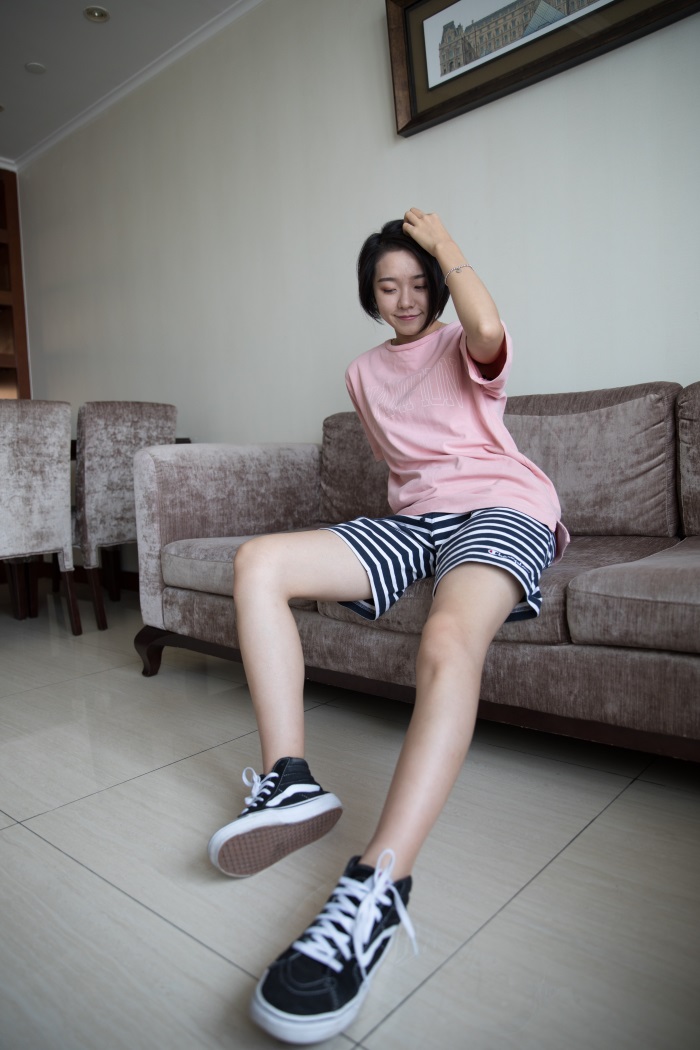 物恋传媒 No.295 小飞-俏丽的懵懂 [193P/1V/4.35G]