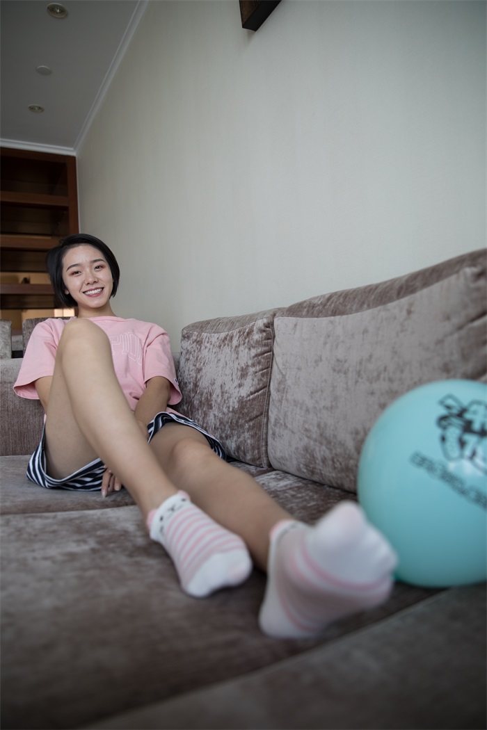 物恋传媒 No.295 小飞-俏丽的懵懂 [193P/1V/4.35G]