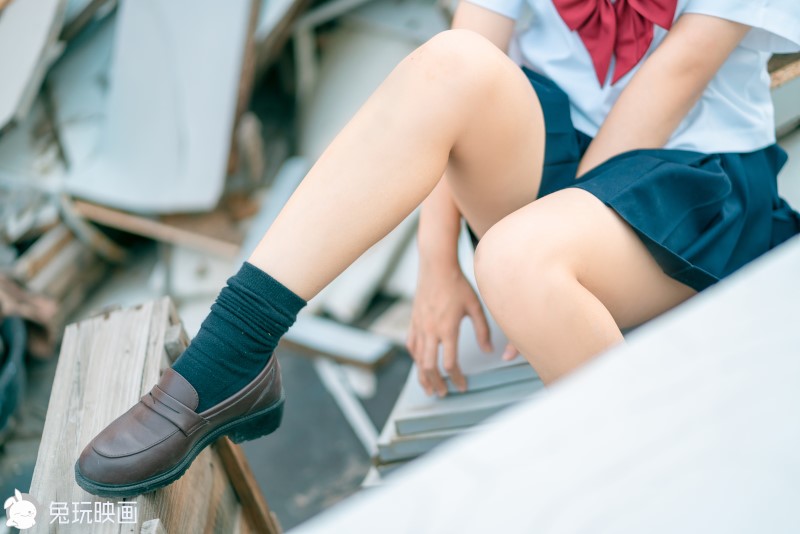 兔玩映画 VOL.032 黄昏天台 [40P/611MB]