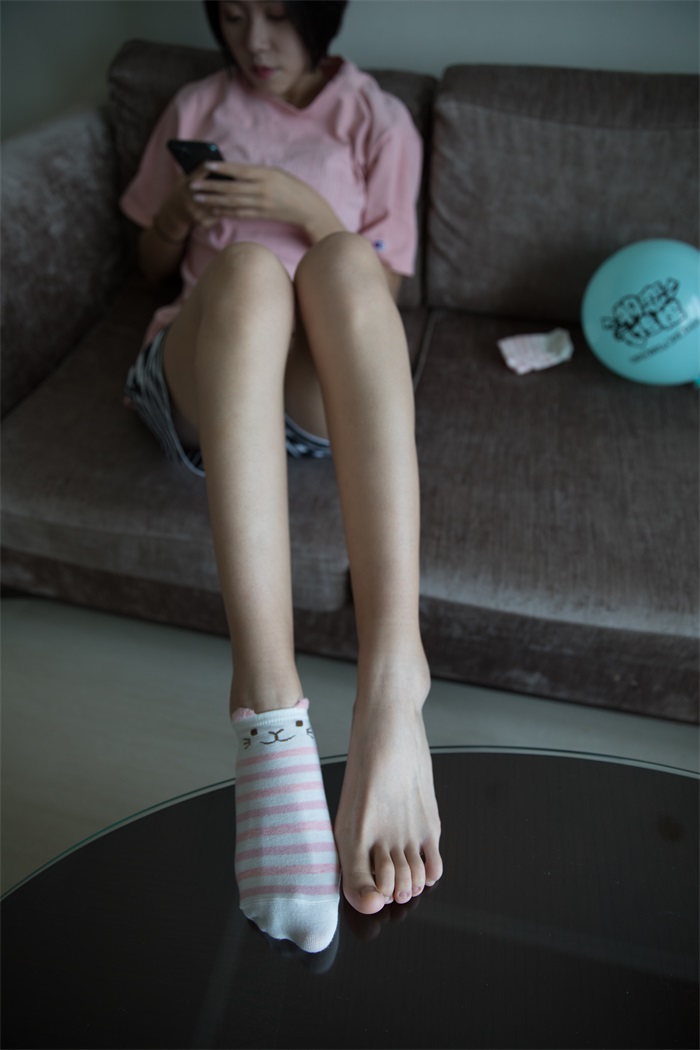 物恋传媒 No.295 小飞-俏丽的懵懂 [193P/1V/4.35G]