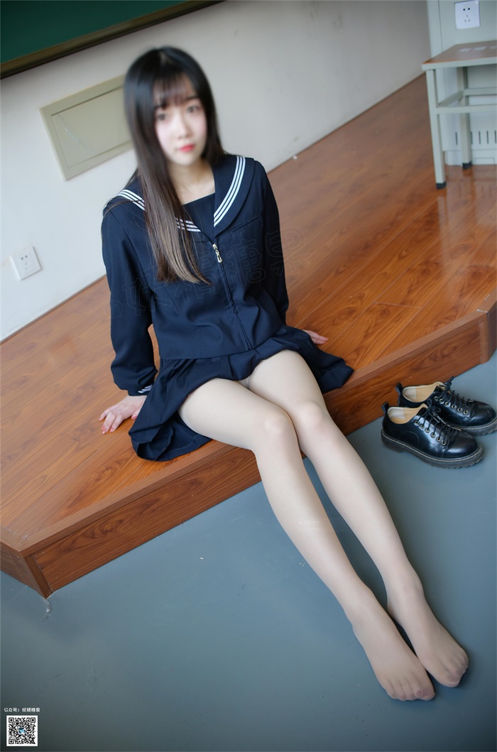 妖精视觉 NO.142 小雪 遇见学妹的丝袜 [64P/33.1MB]