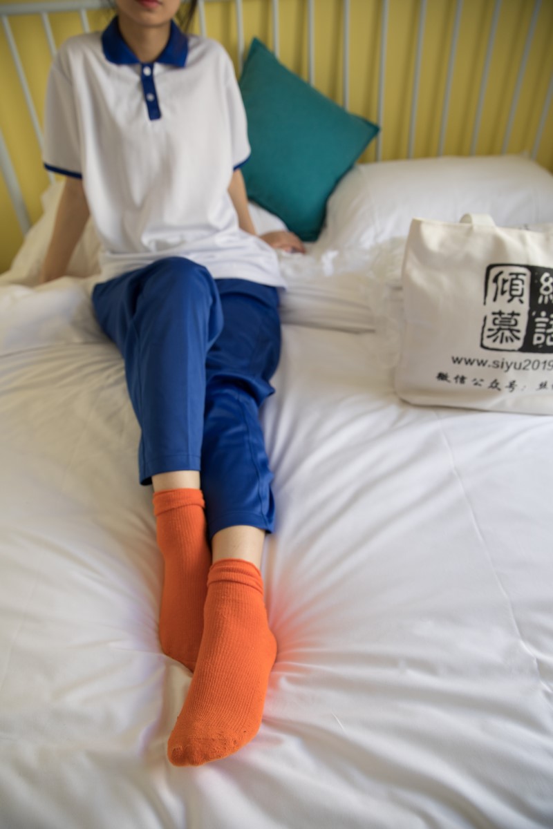 物恋传媒 No.319 小凌-凤凰花开的路口 [202P/1V/4.72G]