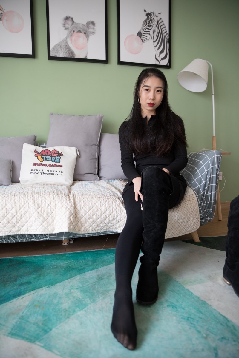 物恋传媒 No.324 璐璐-暗夜思绪 [138P/1V/3.68G]