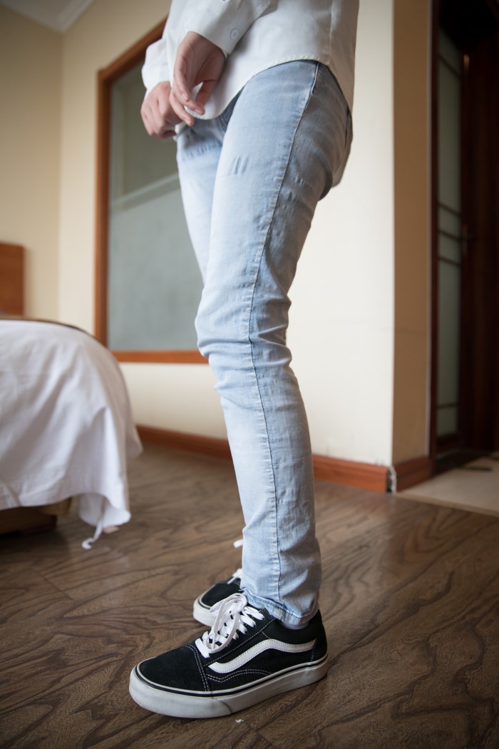 物恋传媒 No.359 小凌-白色衬衣 [172P/1V/7.2G]