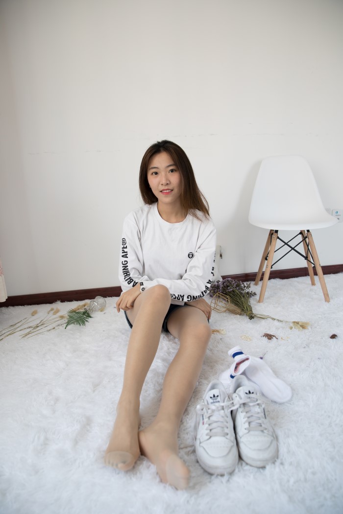 物恋传媒 No.372：elise-岛屿与星星 [179P/1V/4.16G]