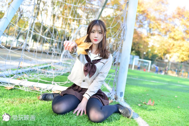 兔玩映画 B 058 冬天里的JK黑丝 [32P/142MB]