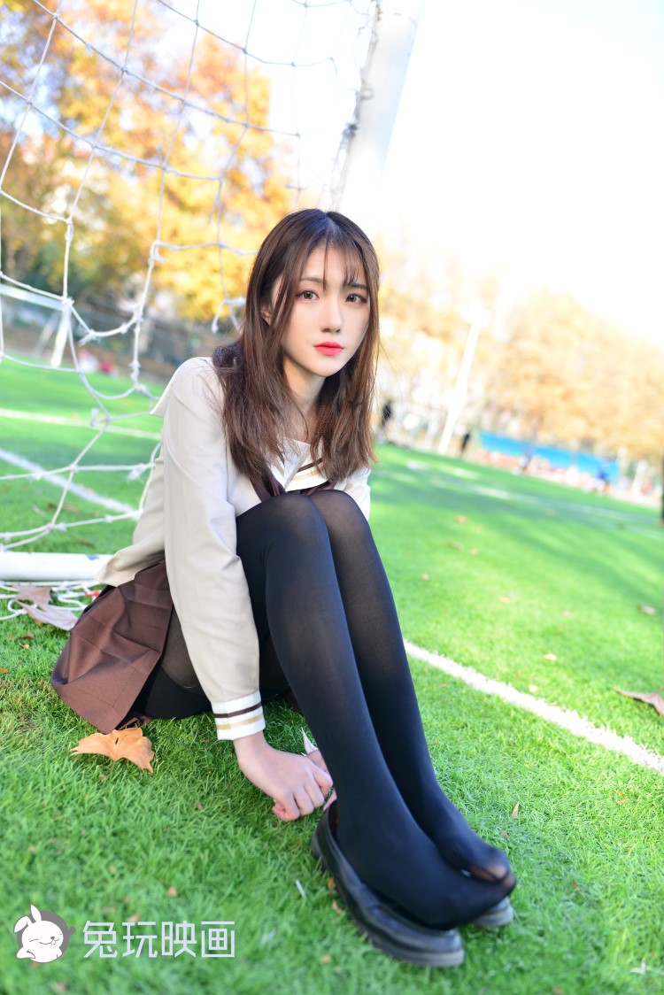 兔玩映画 B 058 冬天里的JK黑丝 [32P/142MB]