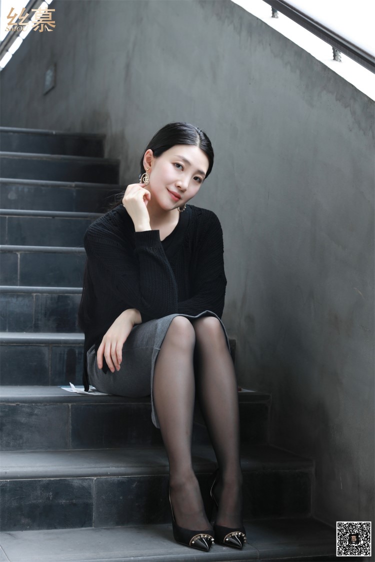 丝慕写真 SM293 天天一元 熙熙《最经典的灰》[67P/205MB]