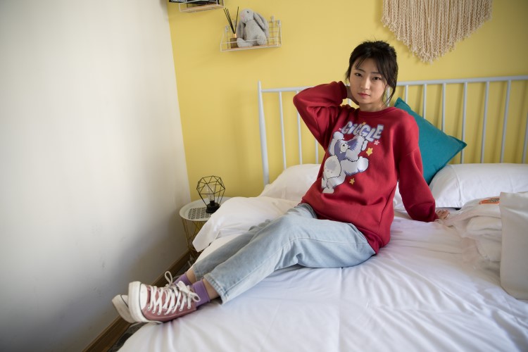 物恋传媒 No.389 小凌-梦中的向阳花 [172P/1V/4.38G]