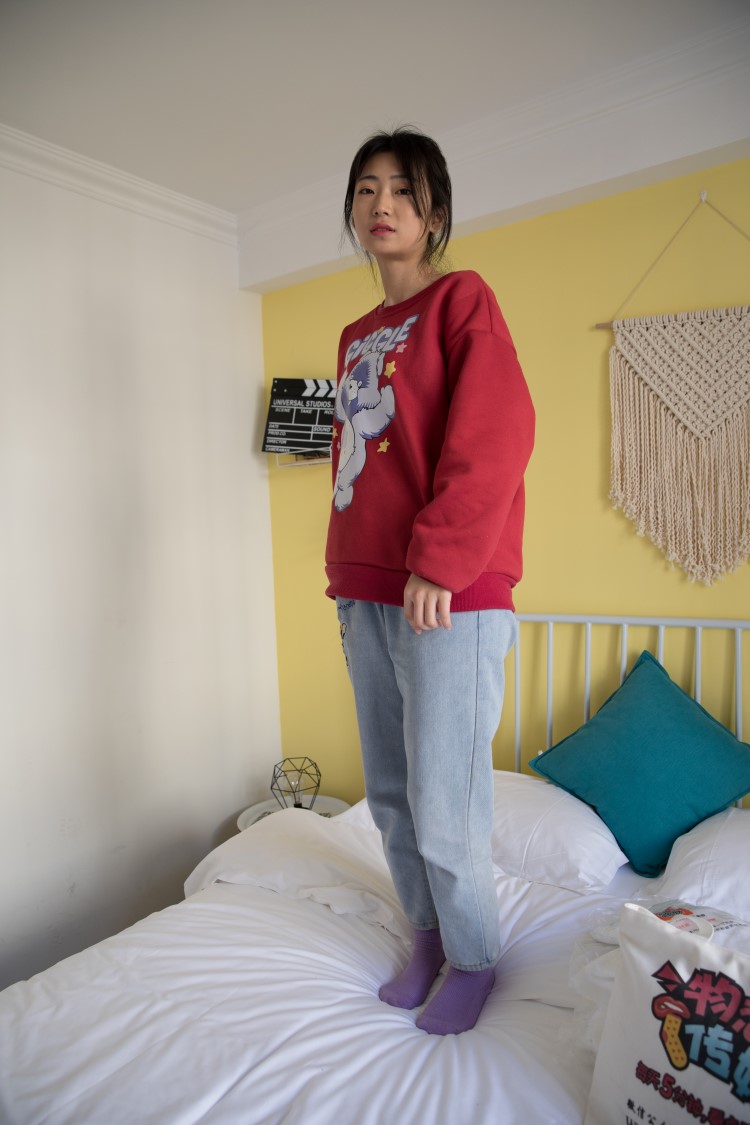 物恋传媒 No.389 小凌-梦中的向阳花 [172P/1V/4.38G]