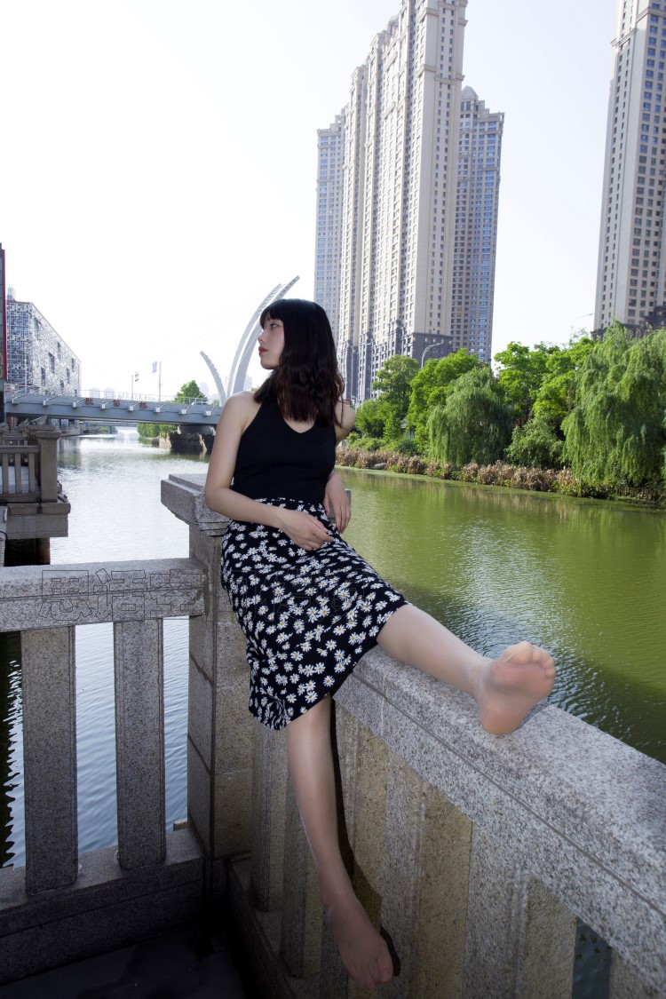 [SiHua思话]SH131 诗诗 波西米亚性感女孩 [47P/91MB]