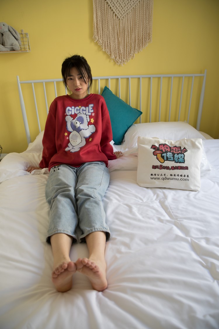 物恋传媒 No.389 小凌-梦中的向阳花 [172P/1V/4.38G]