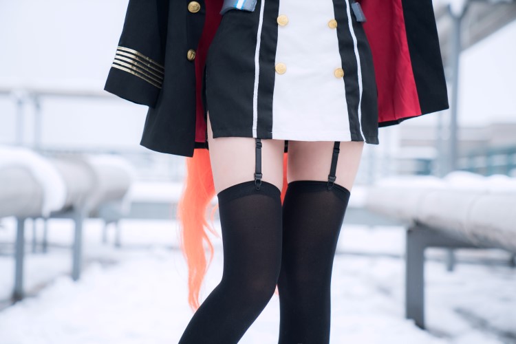 微博妹子@爱老师_PhD  碧蓝航线 火奴鲁鲁 [9P/71MB]