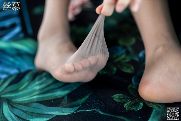 丝慕写真 SM292 天天一元 熙熙《最经典的灰》[67P/205MB]