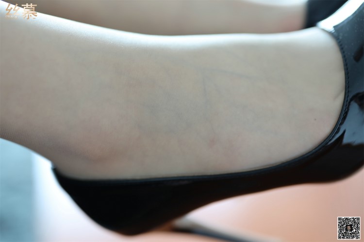 丝慕写真 SM304 天天一元 新模 – 蓝衬衫里的秘密 [69P/235MB]