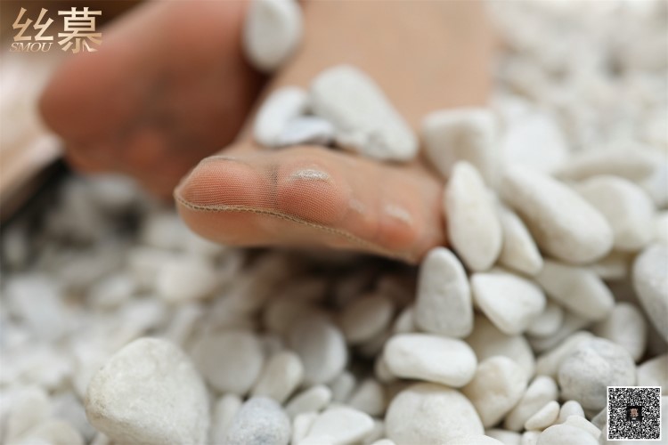 丝慕写真 SM316 天天一元 泡芙 – 门后的秘密 [72P/217MB]