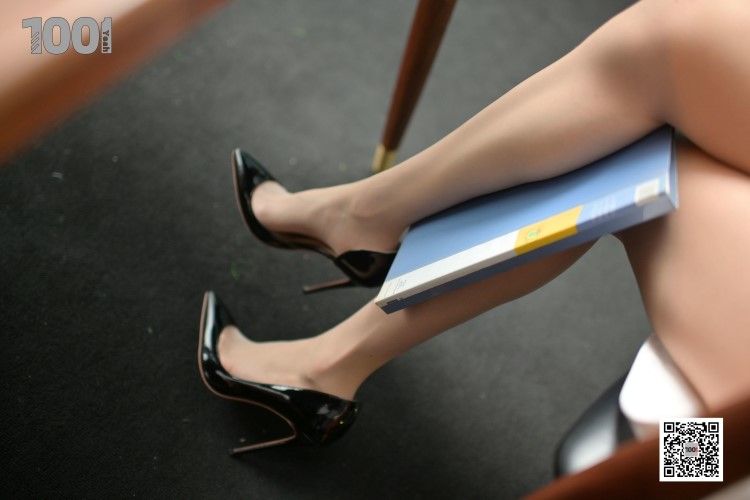 [IESS异思趣向] 一千零一夜 126 Lucy《美女医生打针不疼1》 [90P/67.2MB]