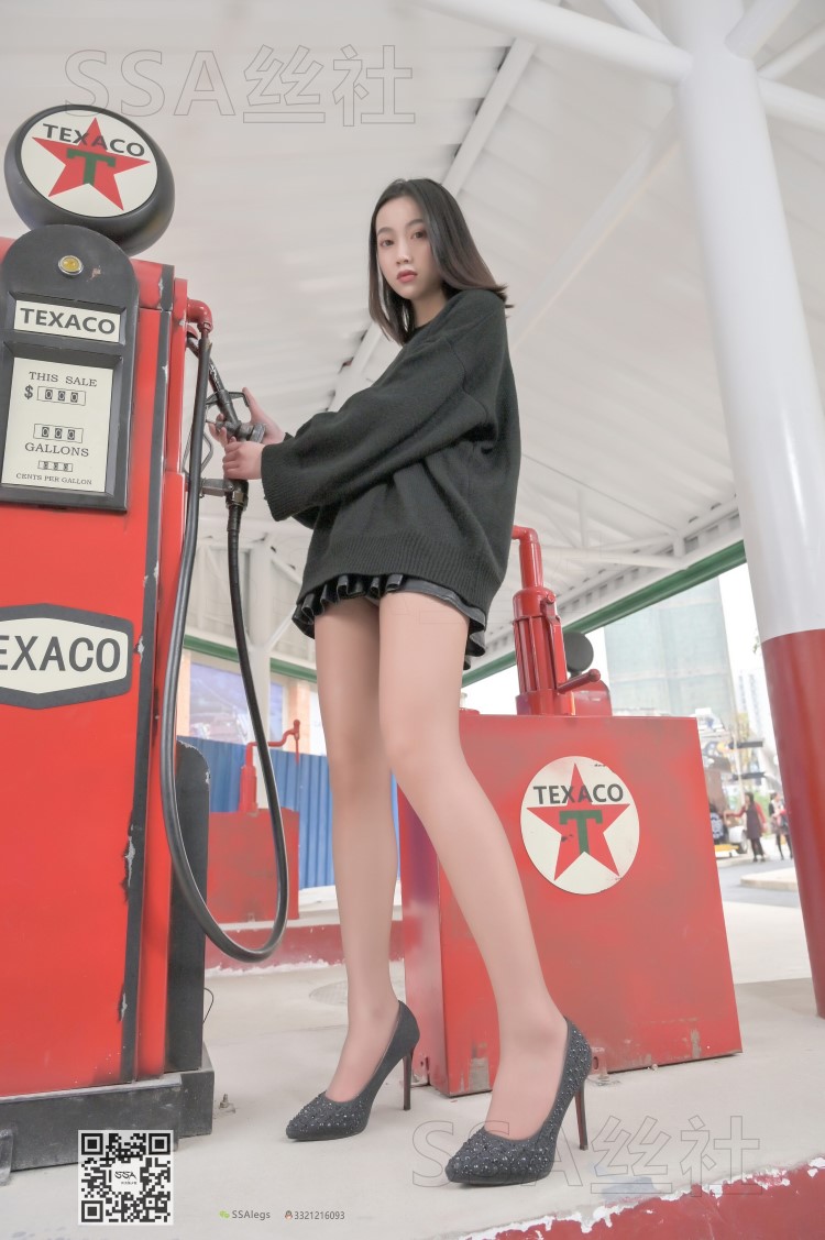 SSA丝社 第094期：腿模大大街拍 [133P/220M]