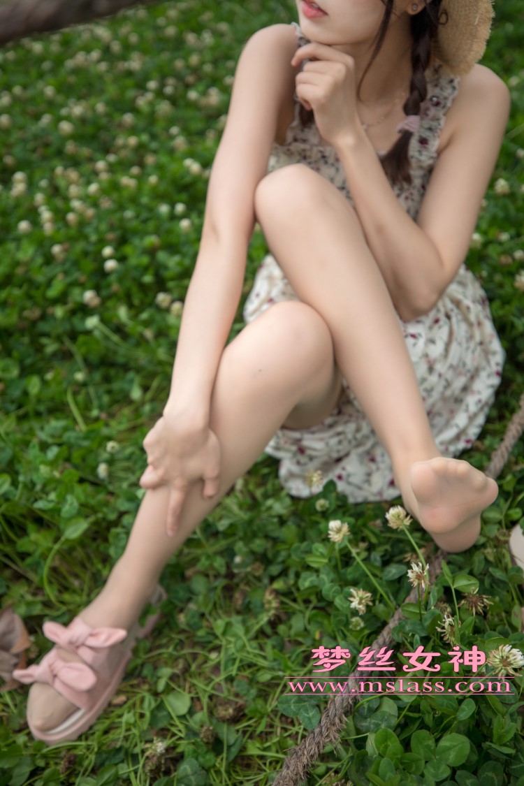 [MSLASS梦丝女神] 2019-05-13 玥玥 田园的萌妹 [78P/685MB]