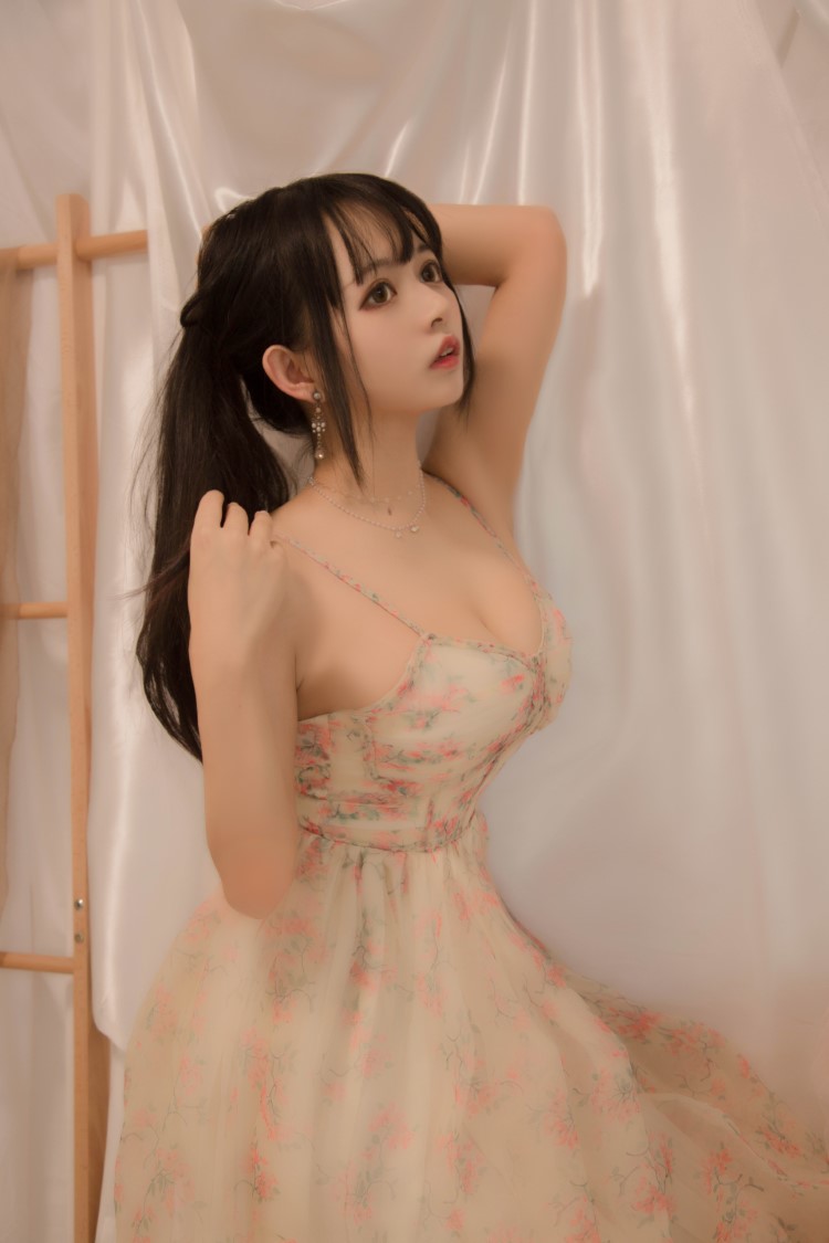 大眼萌妹@黑猫猫OvO - good night [14P/106MB]