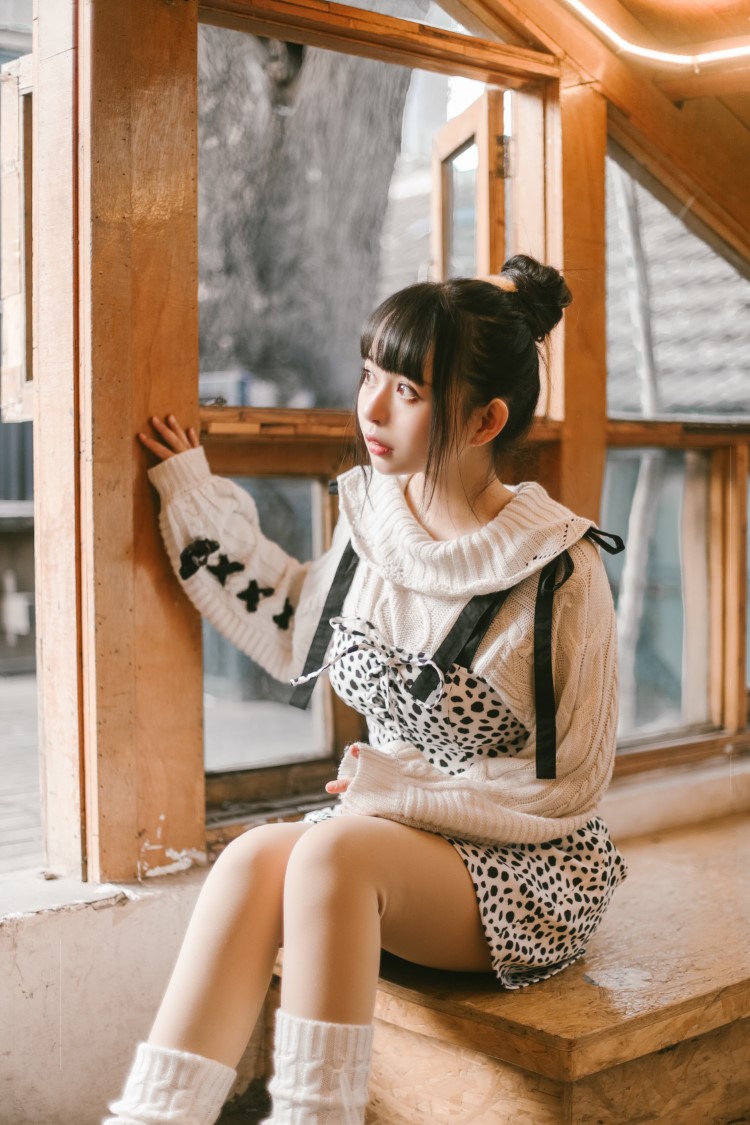 知名动漫博主@黑猫猫OvO -少女心事 [21P/282MB]