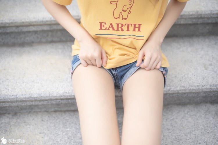 兔玩映画 C 142   妹妹的牛仔裤 [40P/99MB]