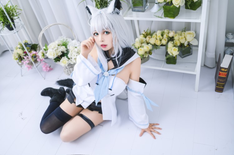 知名动漫博主@黑猫猫OvO – 白上吹雪 [12P/99MB]