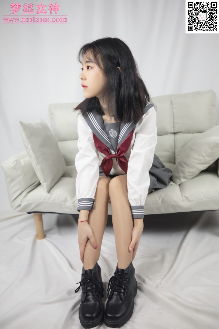 [MSLASS梦丝女神] 2020-01-12 奶味小仙女 难道是初恋的味道 [74P/632MB]