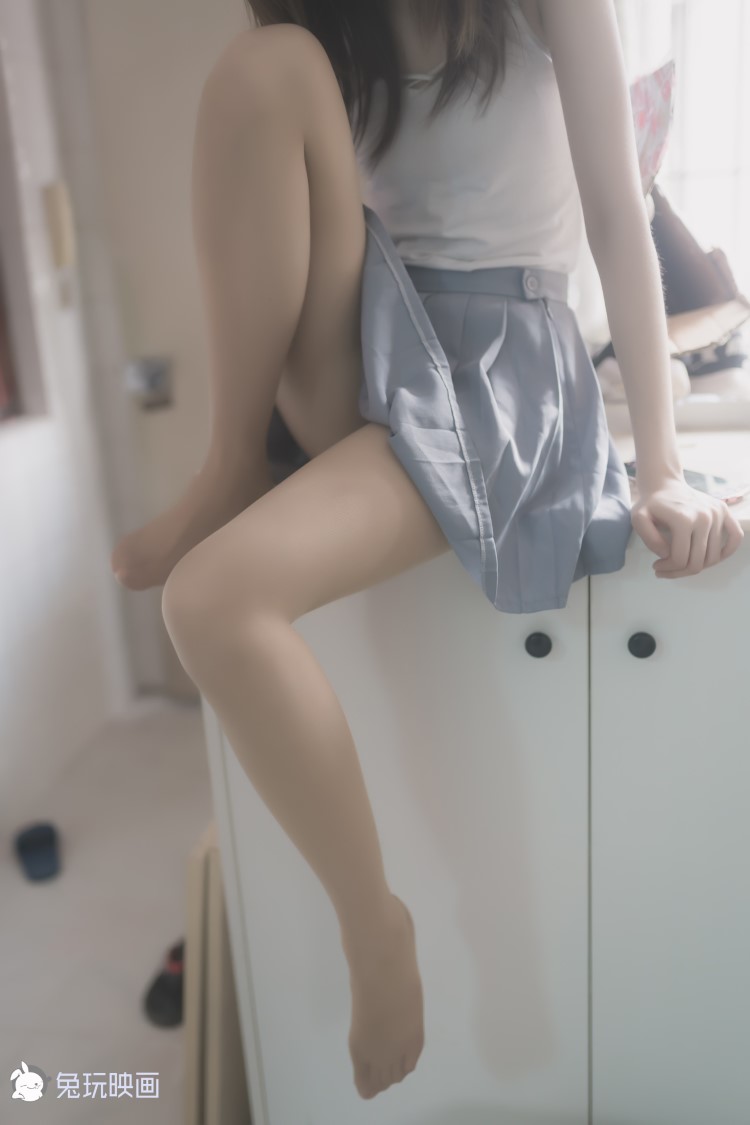 兔玩映画 C 099 紧致肉丝 [39P/82MB]