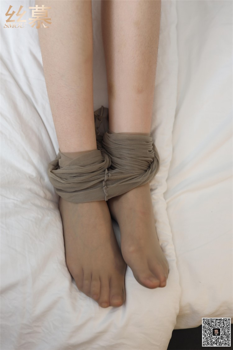 丝慕写真 SM326 天天一元 紫宁《拜访女邻居》[84P/254MB]