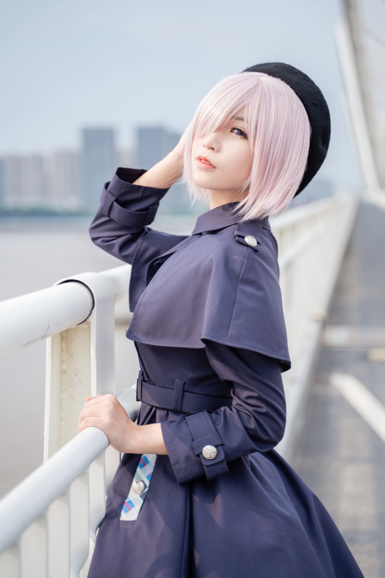 人气动漫Coser@爱老师_PhD  玛修 [19P/299MB]