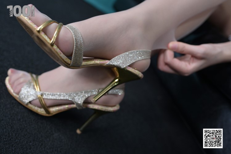 [IESS异思趣向] 一千零一夜 149 西瓜《职场小白面试记1》[98P/89MB]