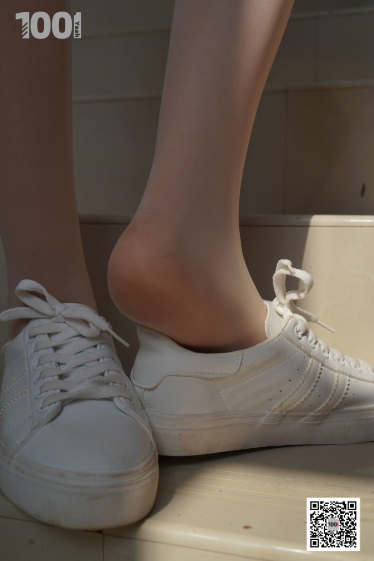 [IESS异思趣向] 一千零一夜 145 西瓜《拥抱阳光2》[83P/55MB]