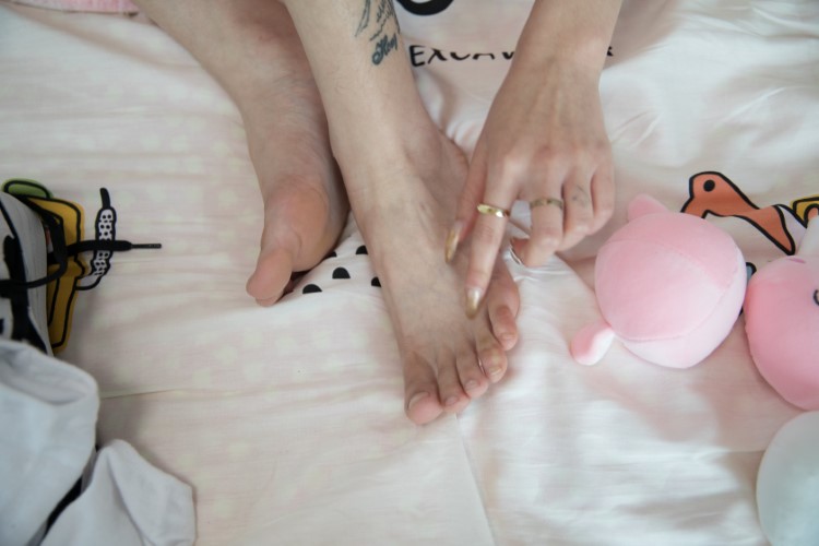 物恋传媒 No.411 言言-午夜的粉蔷薇 [147P/1V/4.84GB]