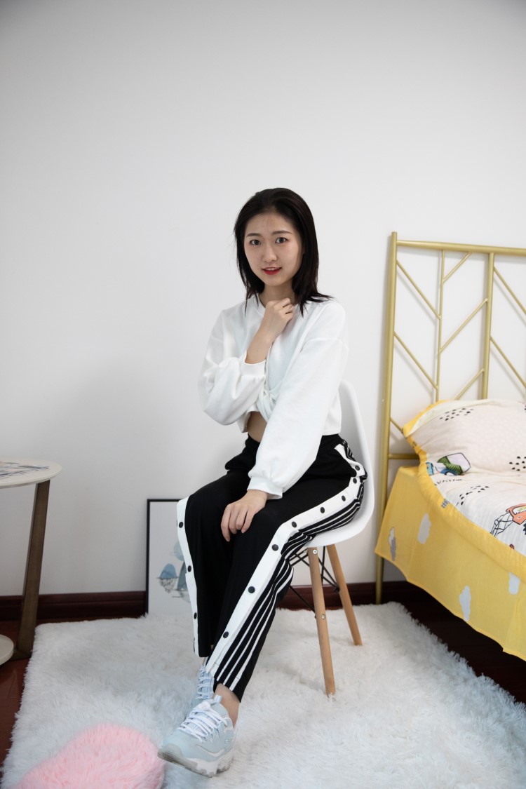 物恋传媒 No.417 珊珊-萌新娃娃脸 [147P/1V/4.90GB]