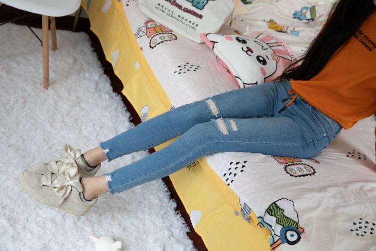 物恋传媒 No.426 苏镶-跳跃的橘光 [150P/1V/5.35GB]