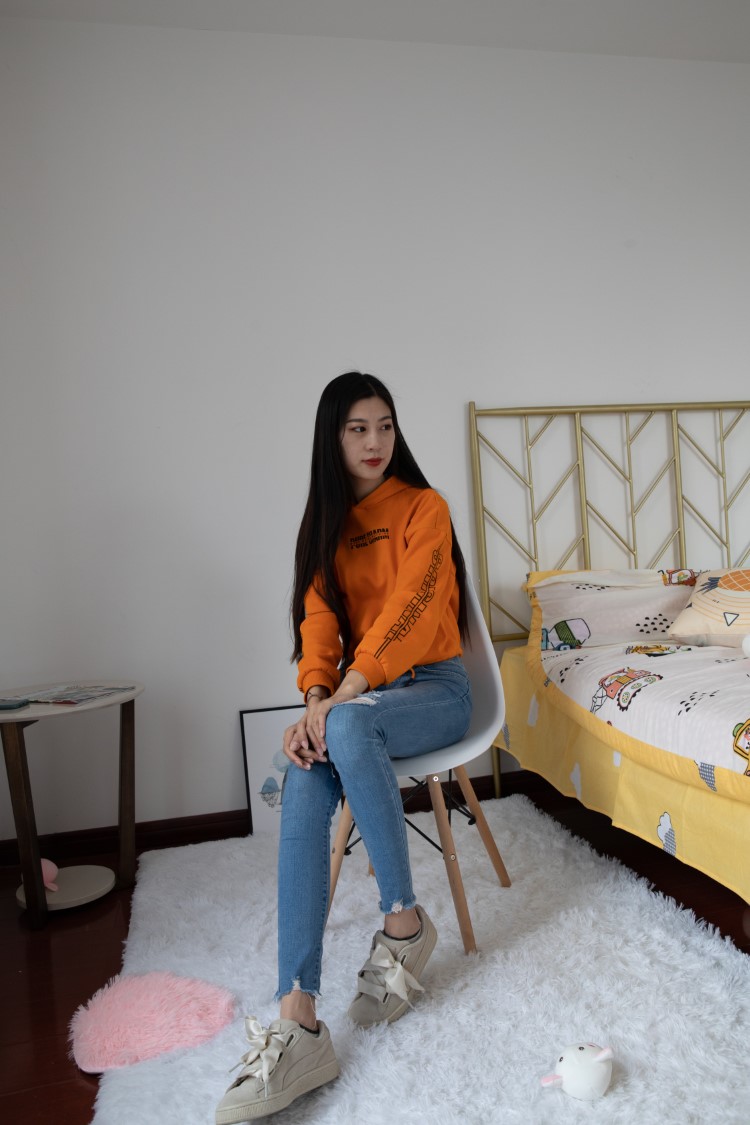 物恋传媒 No.426 苏镶-跳跃的橘光 [150P/1V/5.35GB]