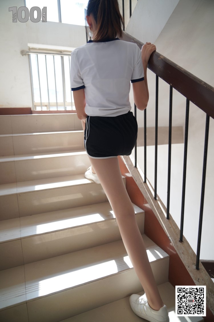 [IESS异思趣向] 一千零一夜 144 西瓜《拥抱阳光1》[97P/63MB]