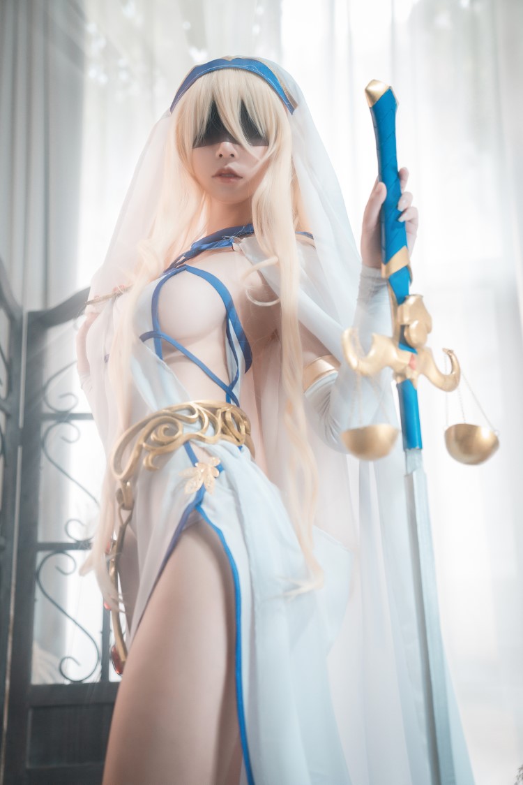 人气动漫Coser@爱老师_PhD Fate  剑圣女 [20P/64MB]