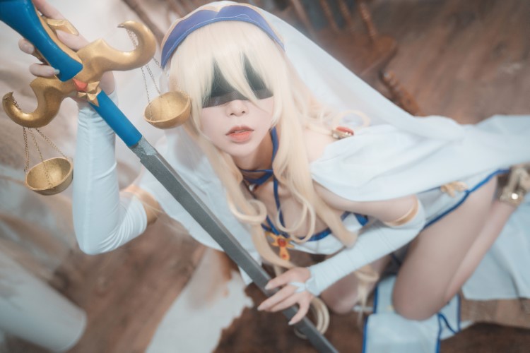 人气动漫Coser@爱老师_PhD Fate  剑圣女 [20P/64MB]
