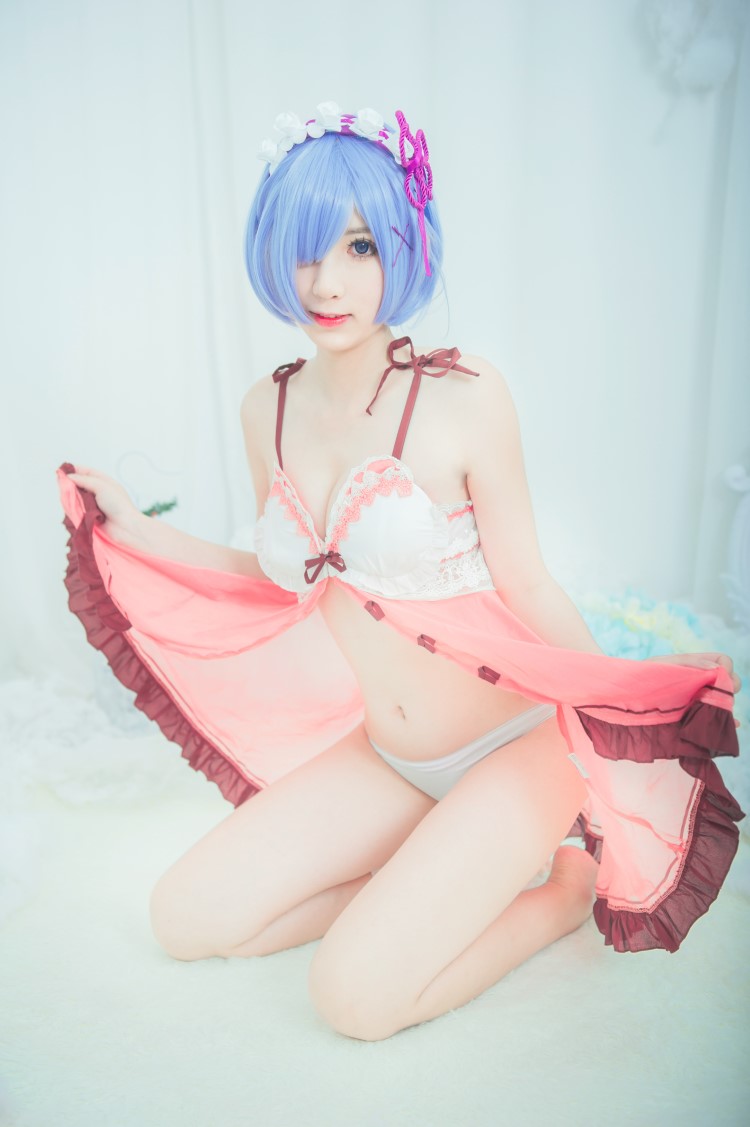 知名主播红人@w黑米粥w 雷姆睡衣 [24P/63MB]