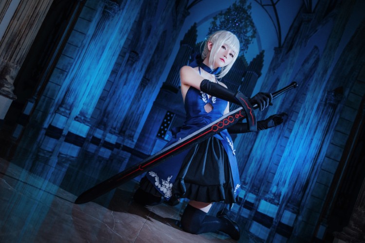 网红Coser@yui金鱼 – 黑无毛 黑贞 [11P/248MB]