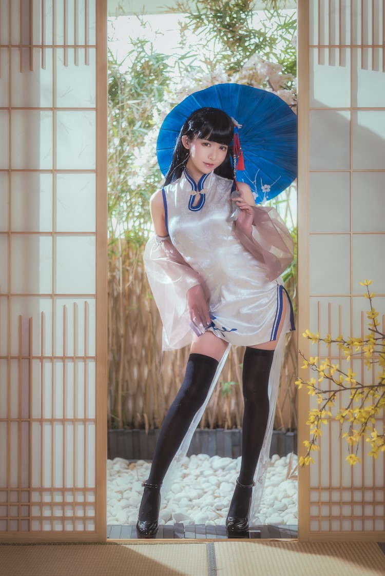网红Coser@鳗鱼霏儿 – 碧蓝华裳 逸仙 [16P/181MB]