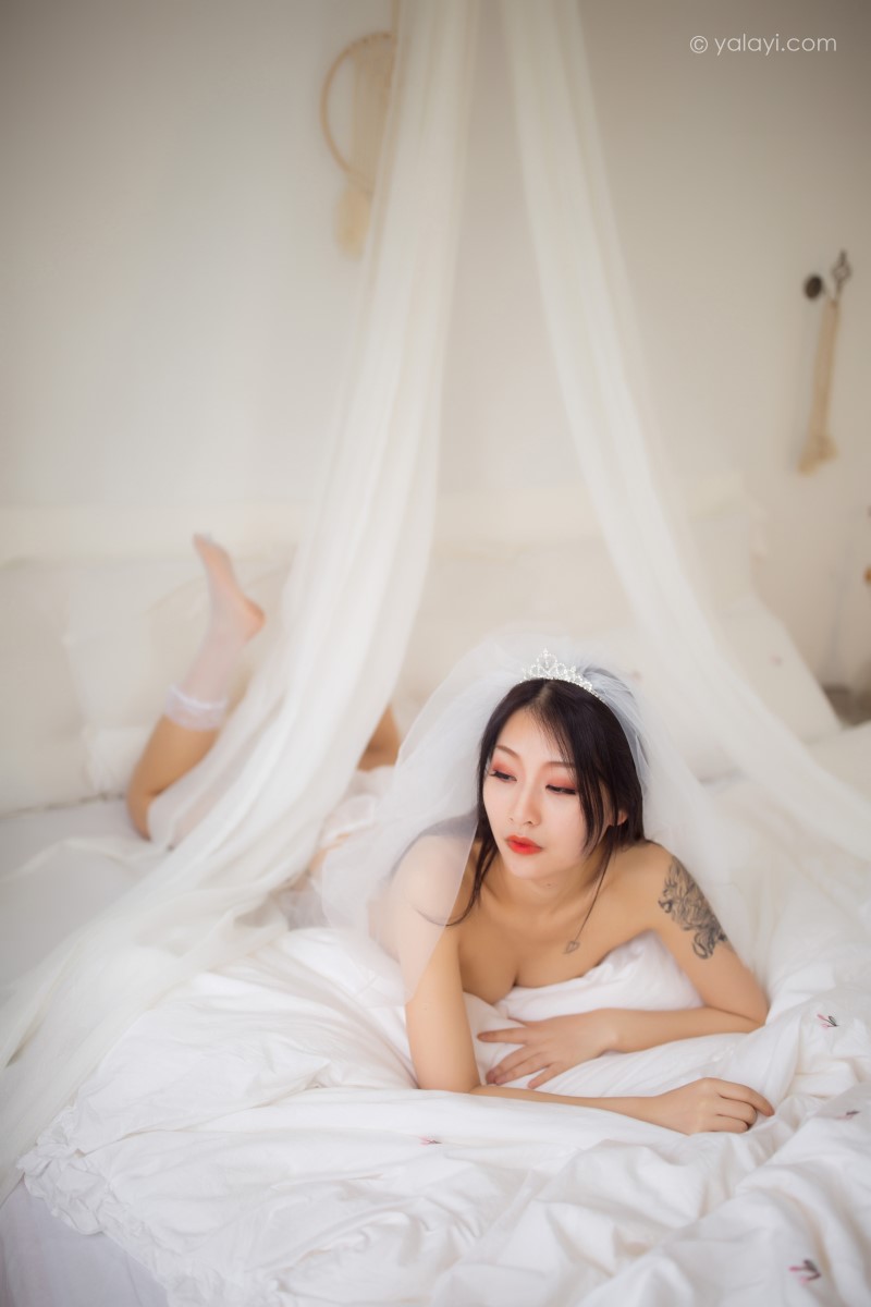 [YALAYI雅拉伊] 2020.10.14 No.713 等风也等你 优优 [39P/216MB]