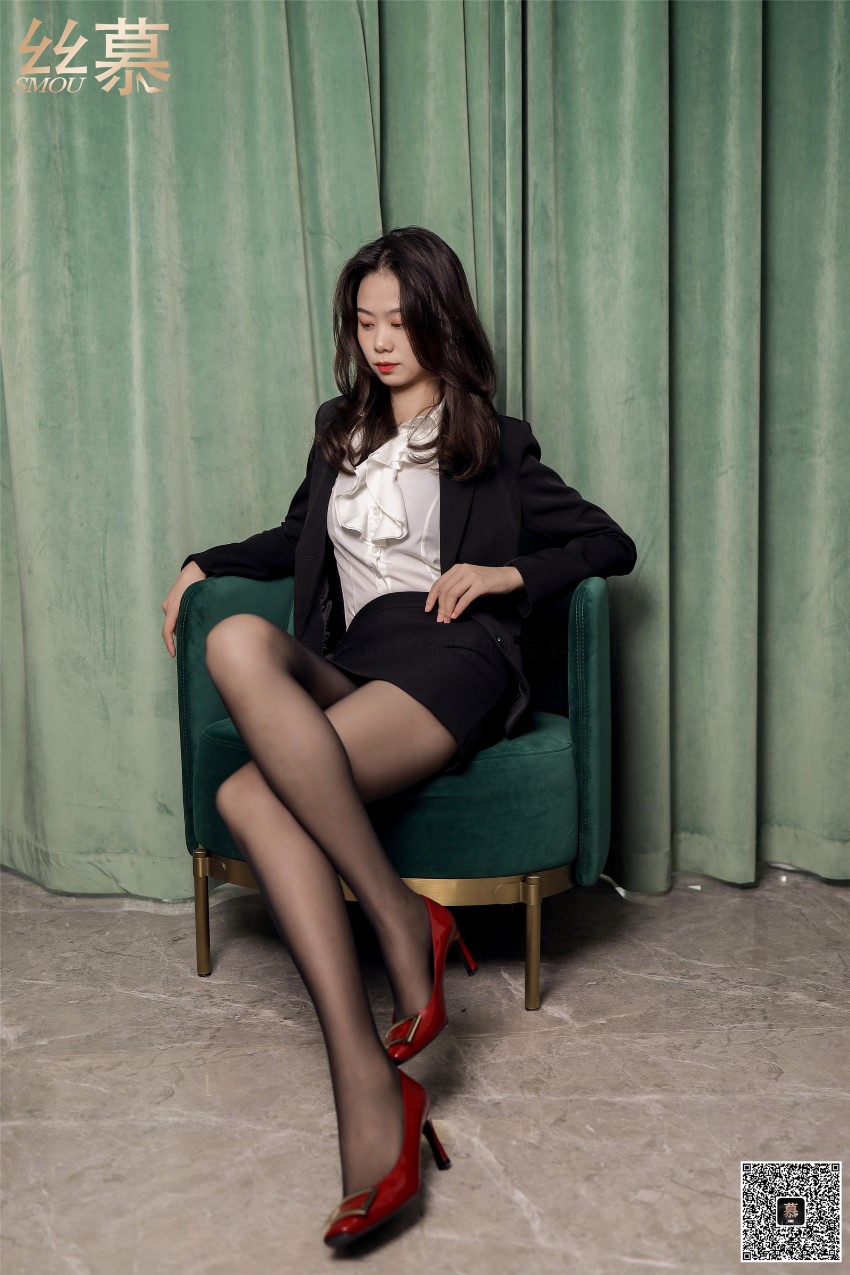 丝慕写真 SM355 天天一元 芝芝《穿黑丝的女同事》[71P/98MB]