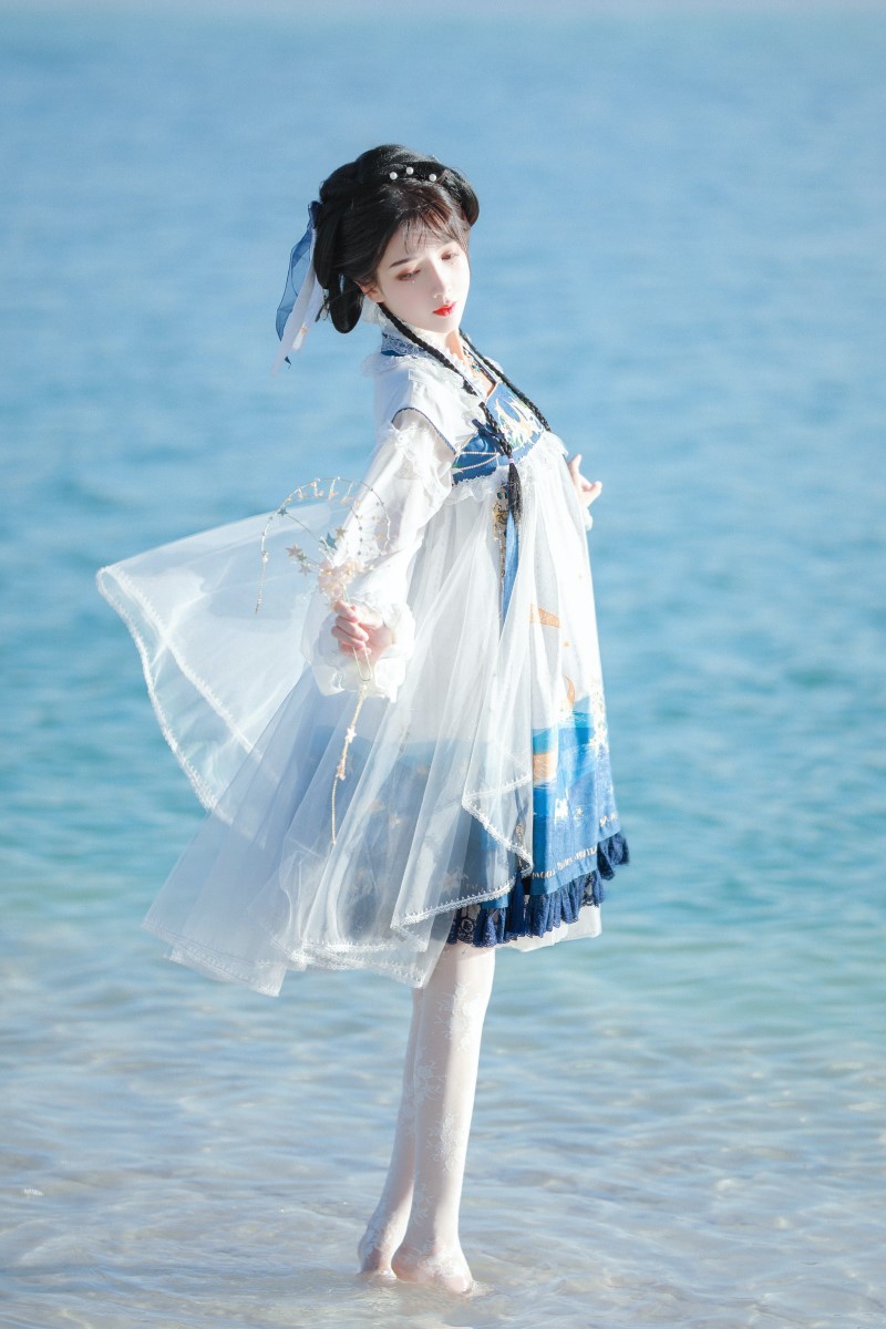 微博博主仓大佬 - 海上生明月 [11P/176MB]