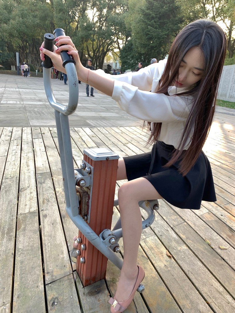 网红哈比@丝袜美腿微博合集6 [180P/135M]