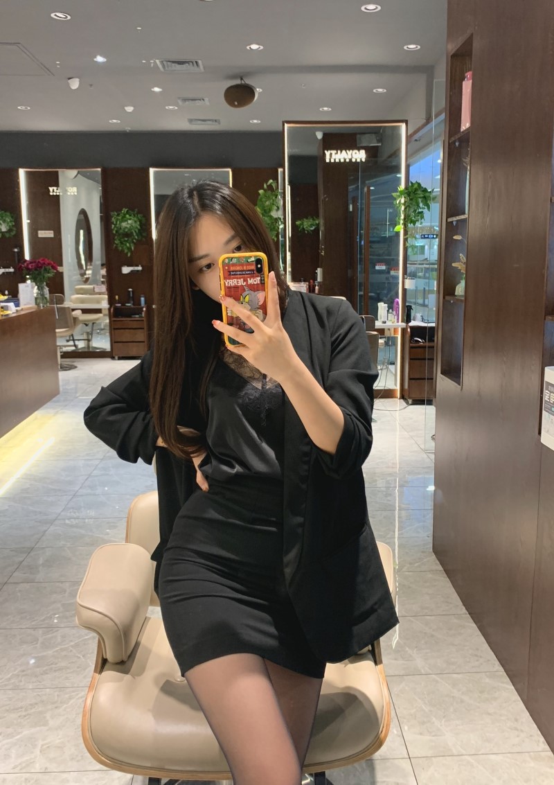 网红哈比@丝袜美腿微博合集4 [180P/138M]