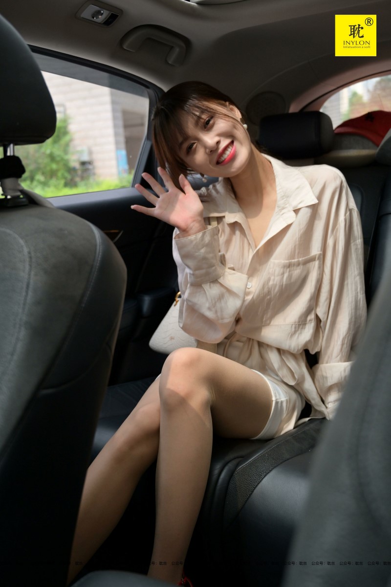 [IESS异思趣向] 耽丝 第N种幻想之《一个人下班》② [94P/218MB]