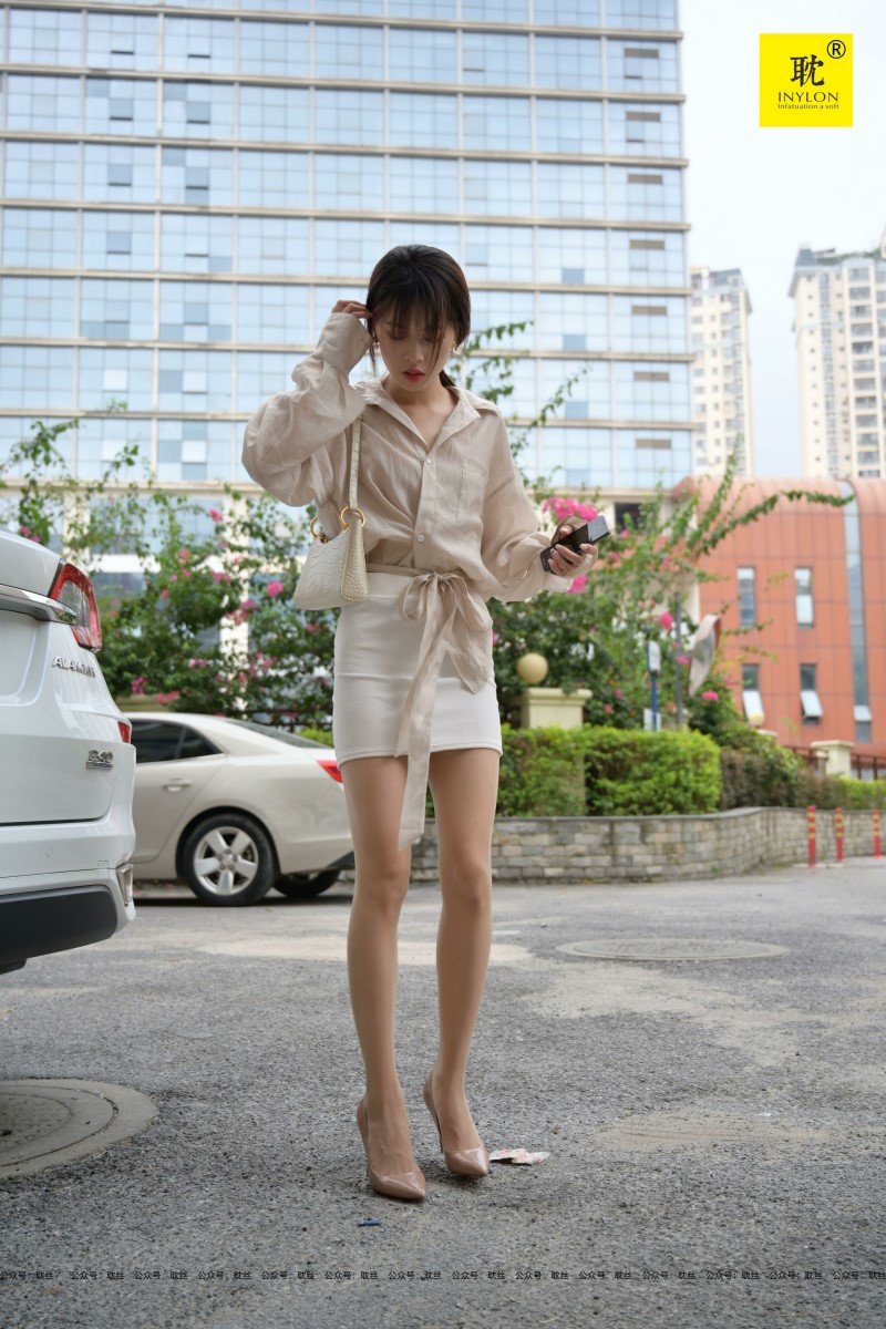 [IESS异思趣向] 耽丝 第N种幻想之《一个人下班》① [94P/231MB]